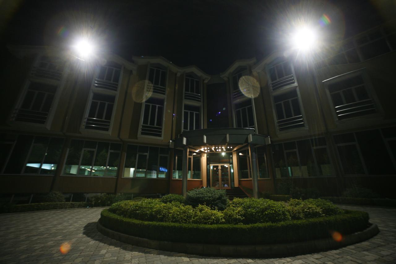 Dajti Park Resort Priska e Madhe Zewnętrze zdjęcie